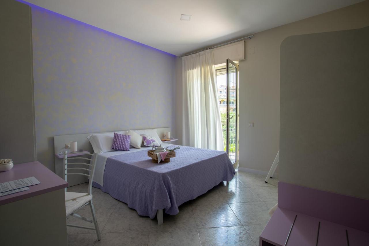 B&B L'Abbraccio Casola di Napoli Exteriör bild